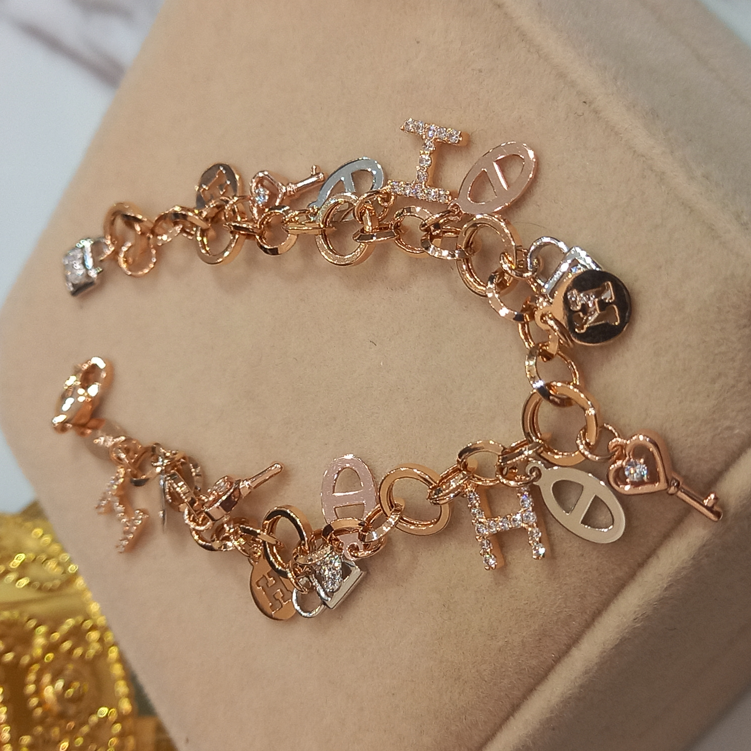 Gelang Lurus